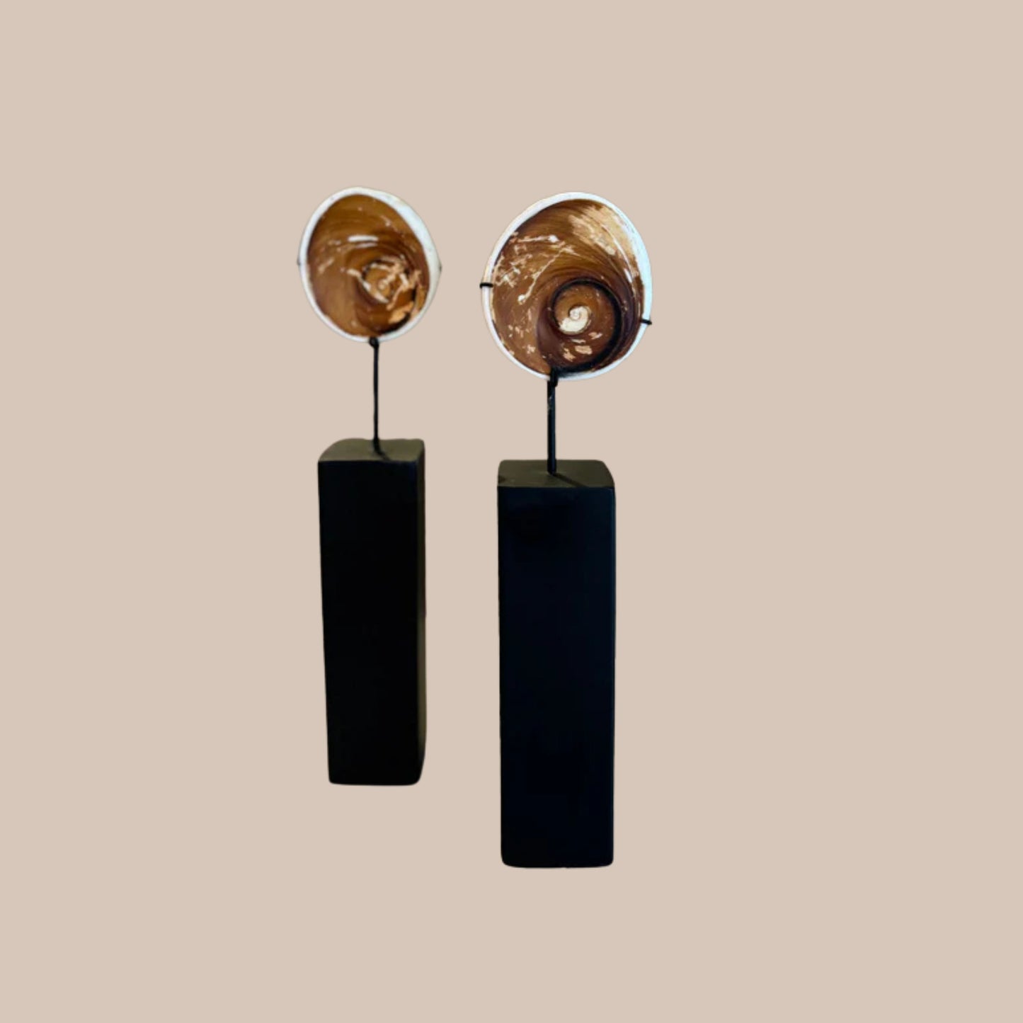 Yara schelp op standaard - Interior pieces