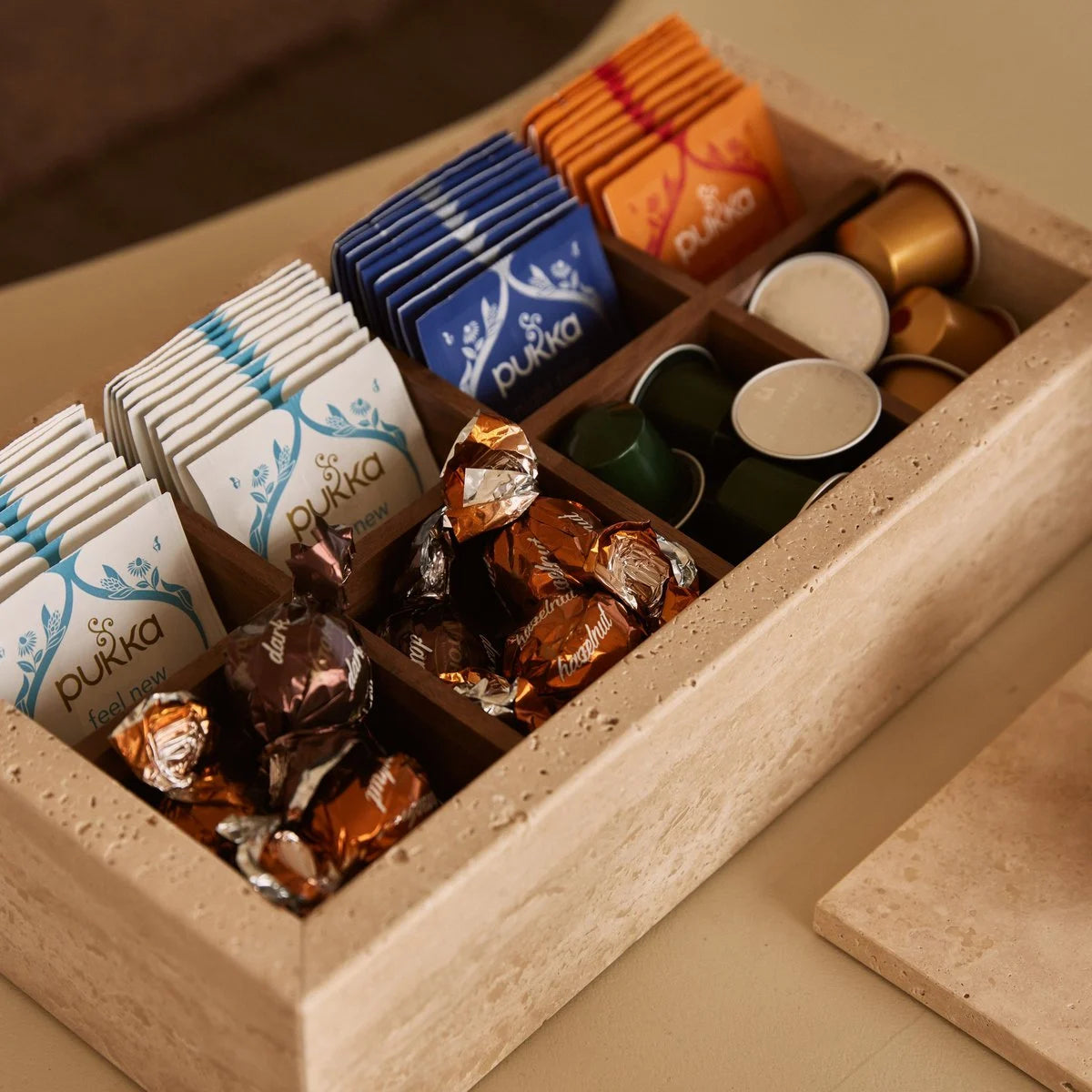 Travertin organizerdoos - Interior pieces