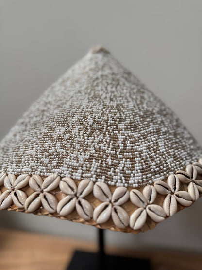 Beaded hoed