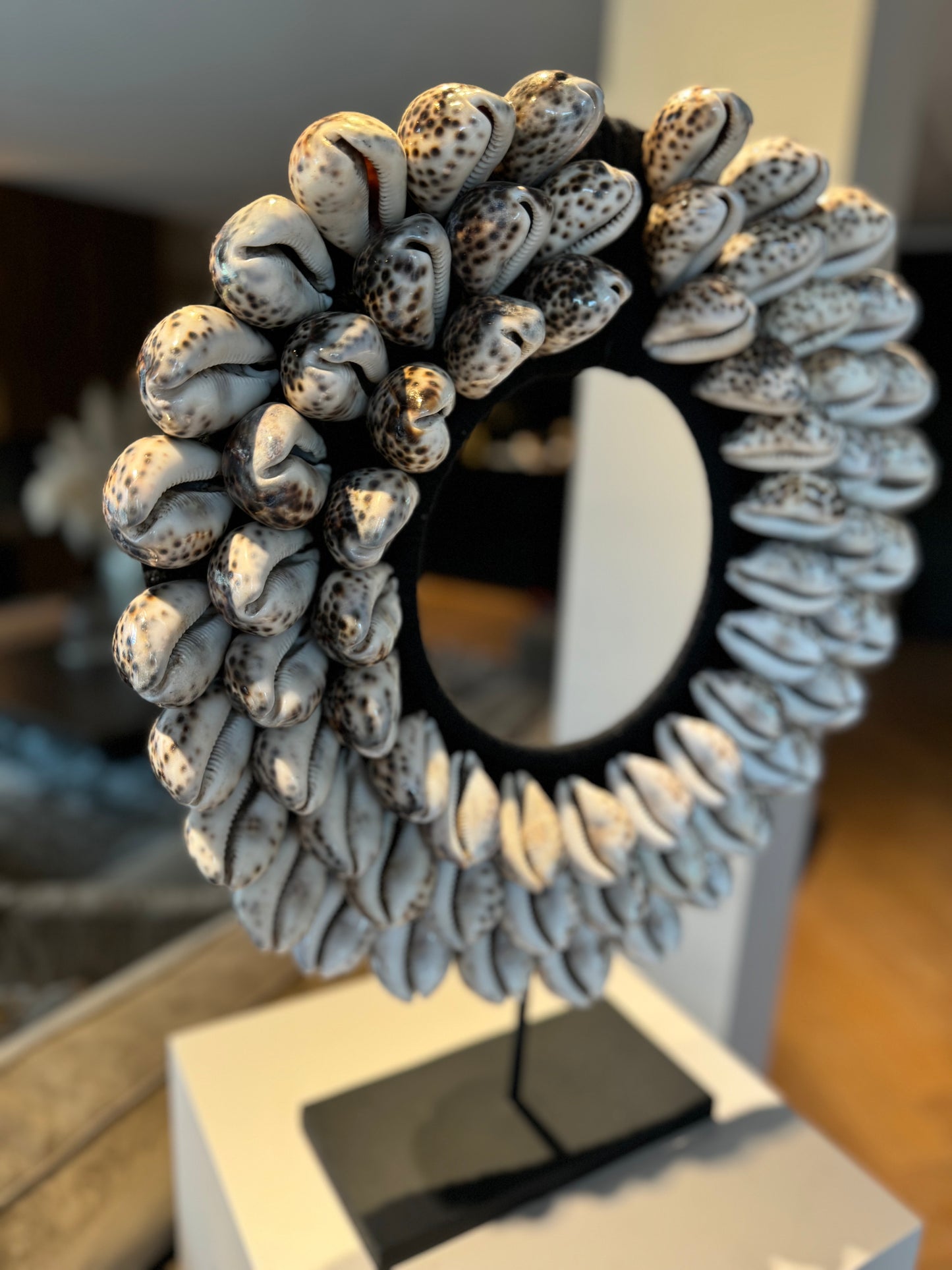 Miya tijgerschelpenketting - Interior pieces