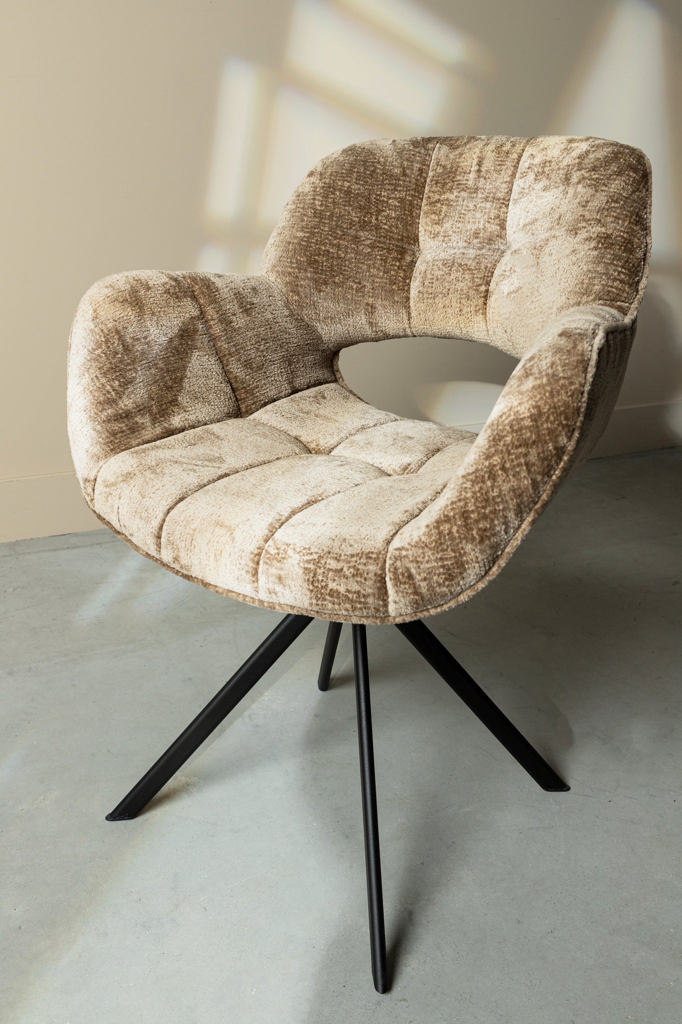 Link Dining chair beige - Interior pieces