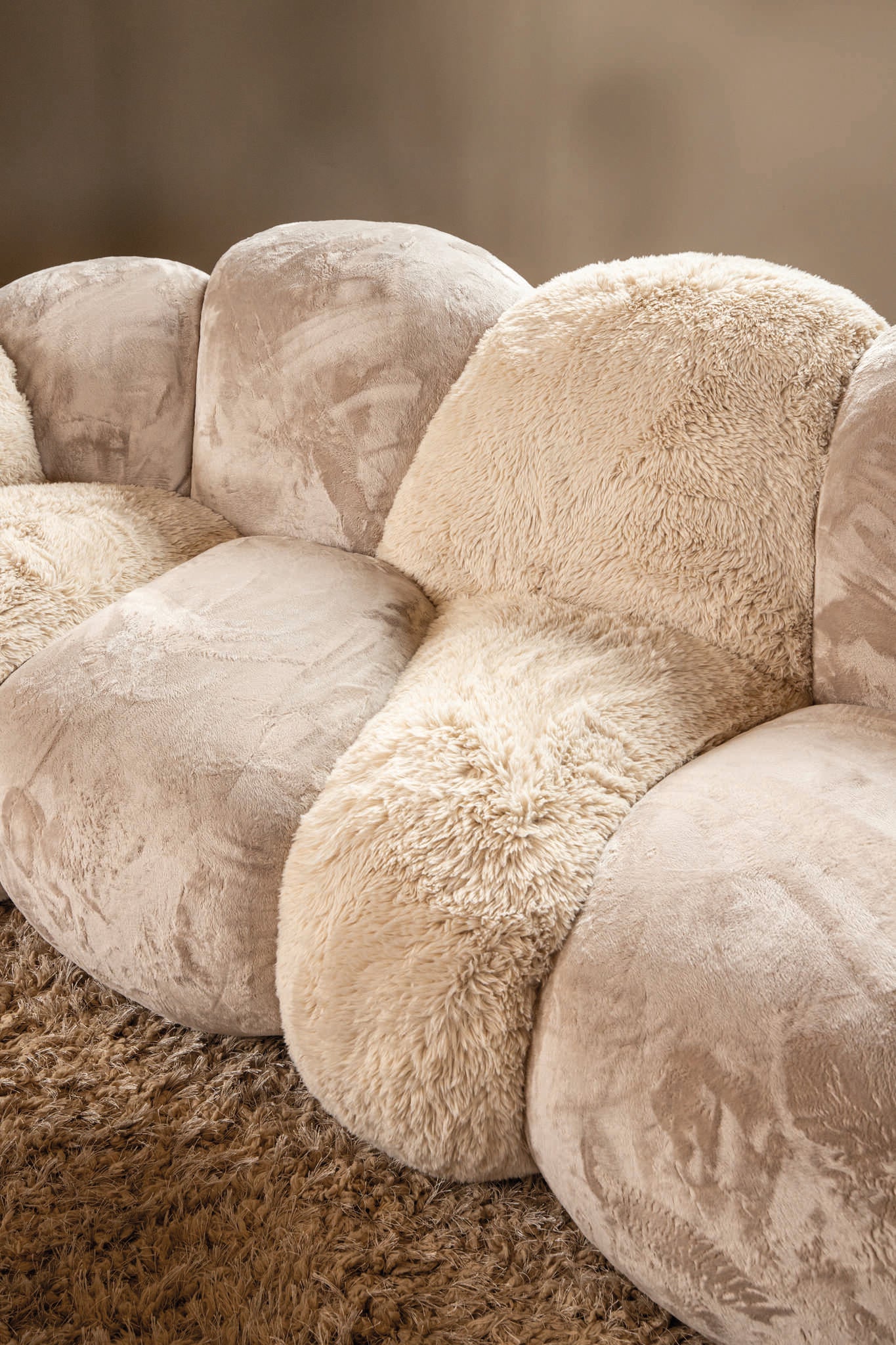 Curvae sofa Lush Beige - Interior pieces