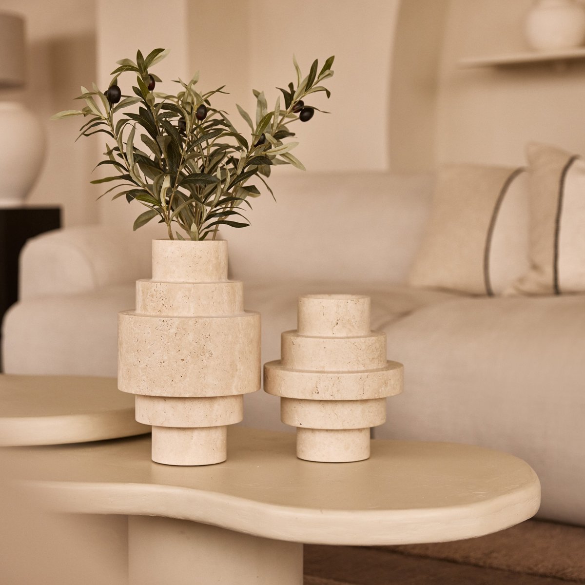 Agano Travertin Vaas L - Interior pieces